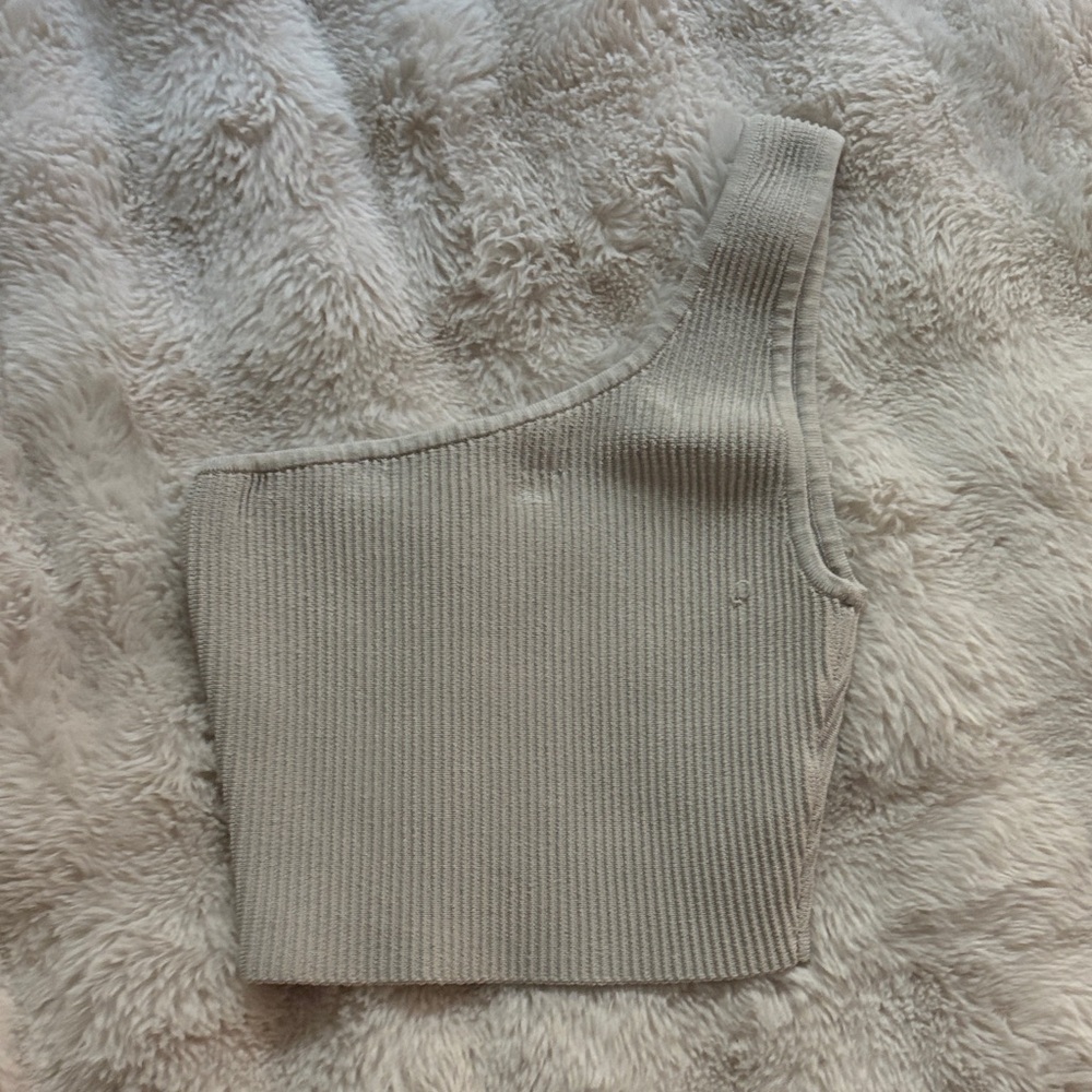 Babaton One-Shoulder Ribbed Knit Top